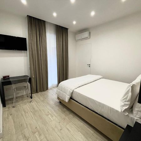 Aroma Apartment And B&B, Maschio Angioino Naples Luaran gambar