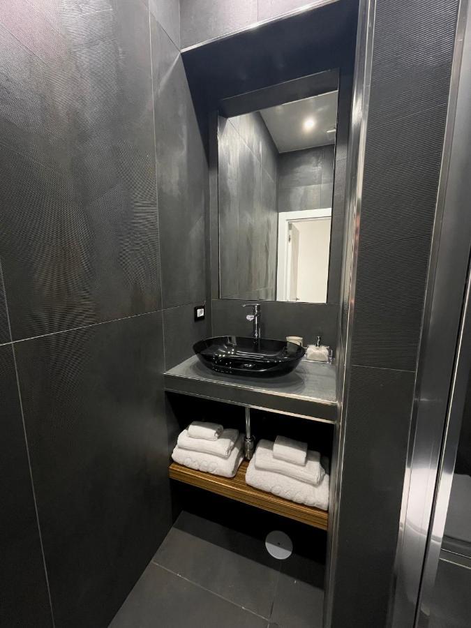 Aroma Apartment And B&B, Maschio Angioino Naples Luaran gambar
