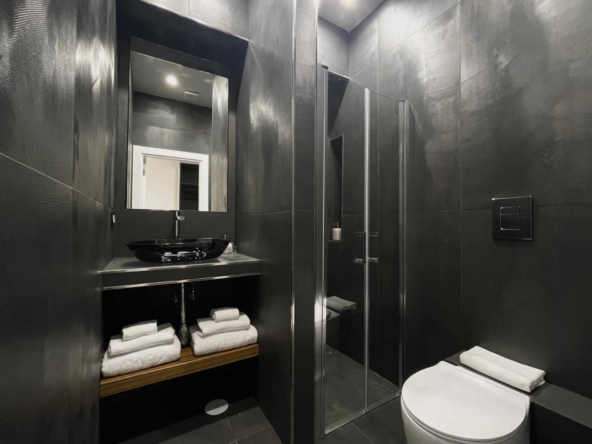 Aroma Apartment And B&B, Maschio Angioino Naples Luaran gambar